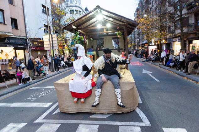 Fotos: Irun deja sus cartas a Olentzero