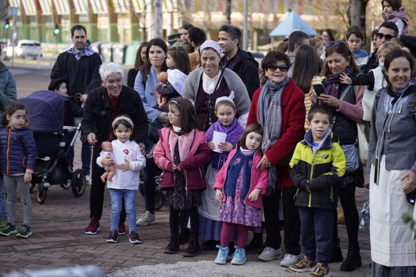 Fotos: Olentzero y Mari Domingui reparten ilusión en Donostia