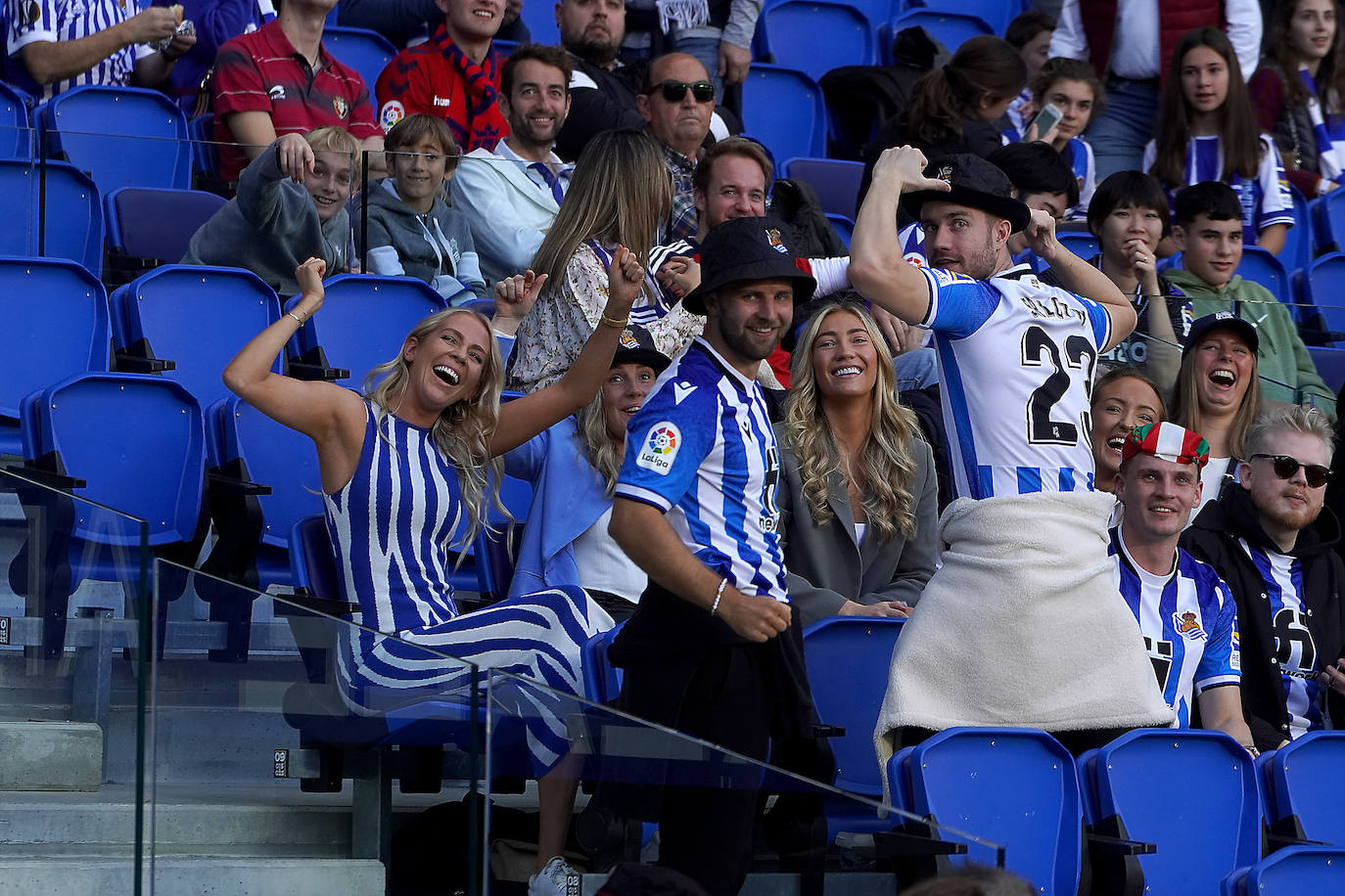 Fotos: Búscate en la grada