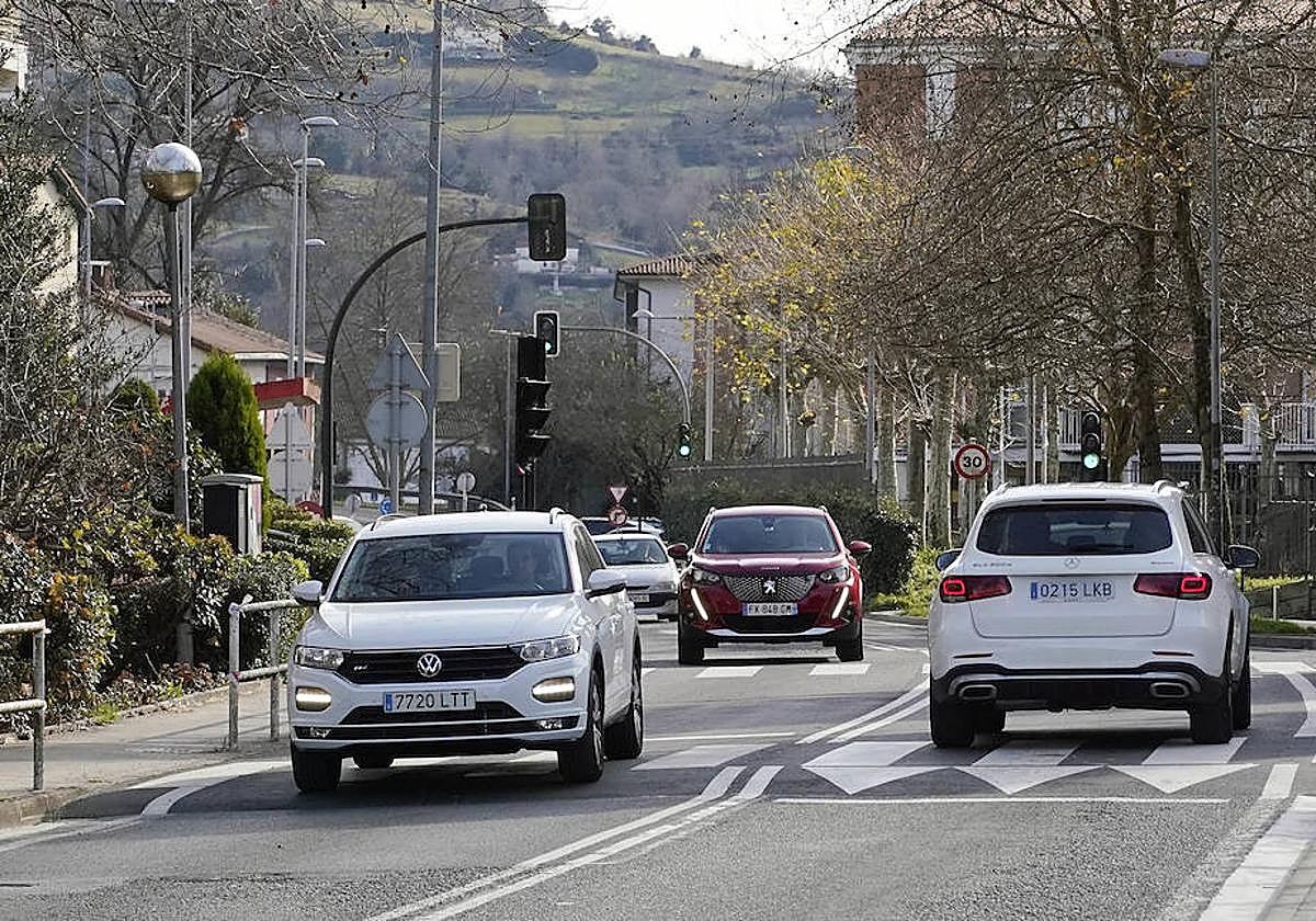 Uno de los pasos de peatones que se han elevado en el barrio