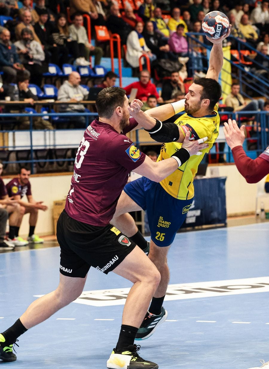 Derrota del Bidasoa Irun ante el Fuchse Berlin