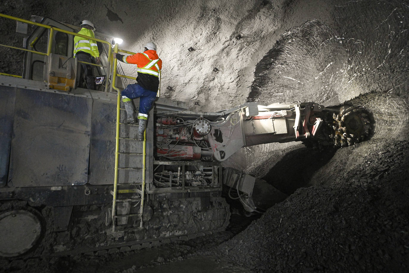 La variante ferroviaria se vislumbra al final del túnel