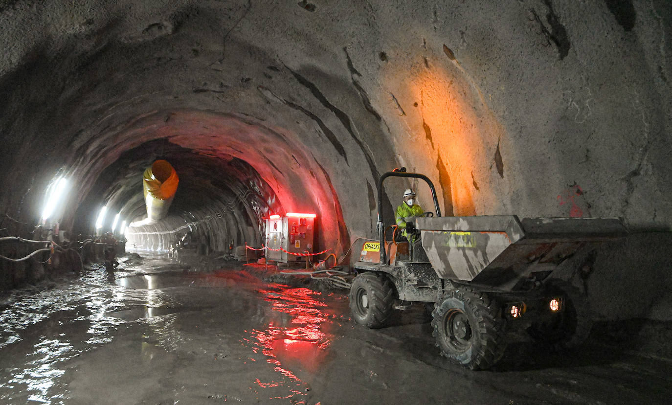 La variante ferroviaria se vislumbra al final del túnel