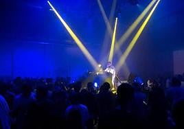 Lehen nazioarteko ekitaldia Bordelen