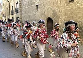 Colorista y aglutinador 'inauteri txikia'