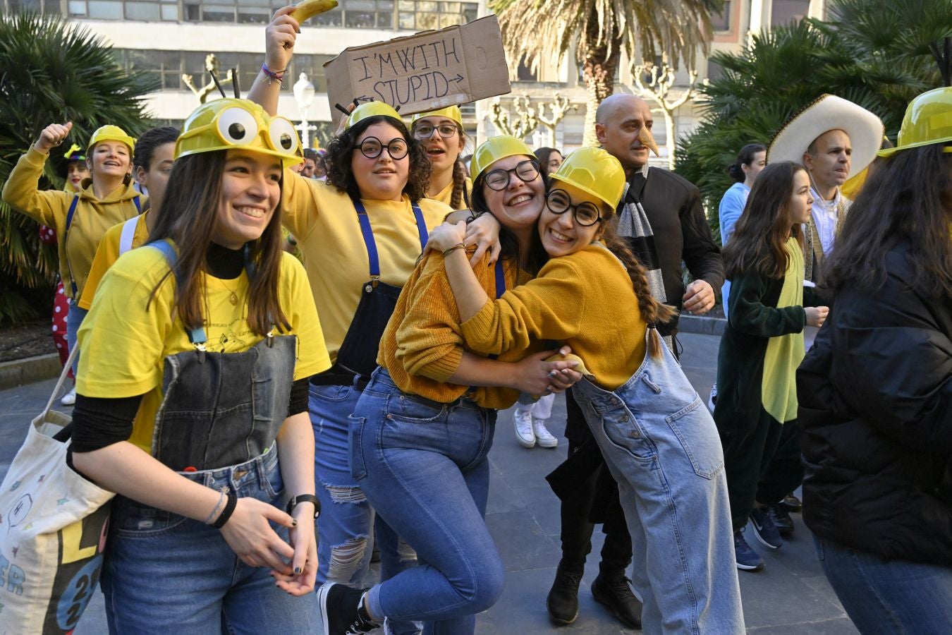 La Diosa Momo ordena diversión