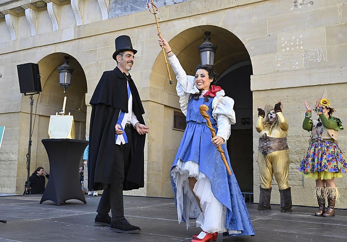 La Diosa Momo ordena diversión