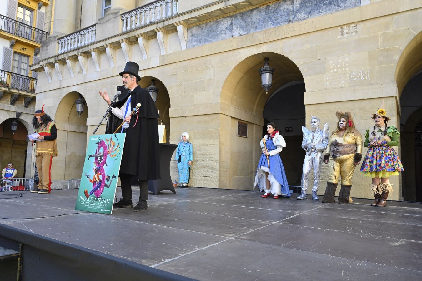 La Diosa Momo ordena diversión