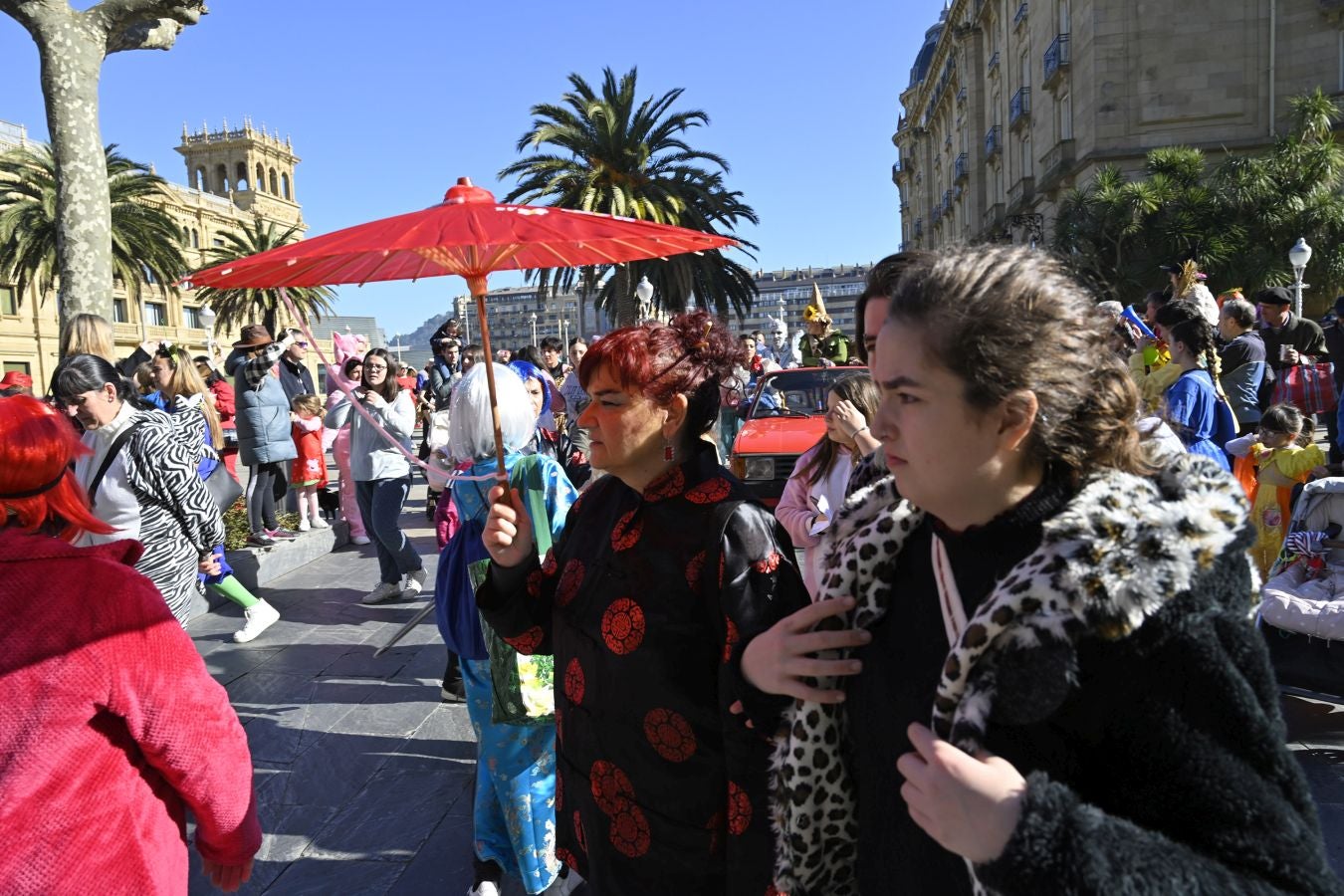 La Diosa Momo ordena diversión