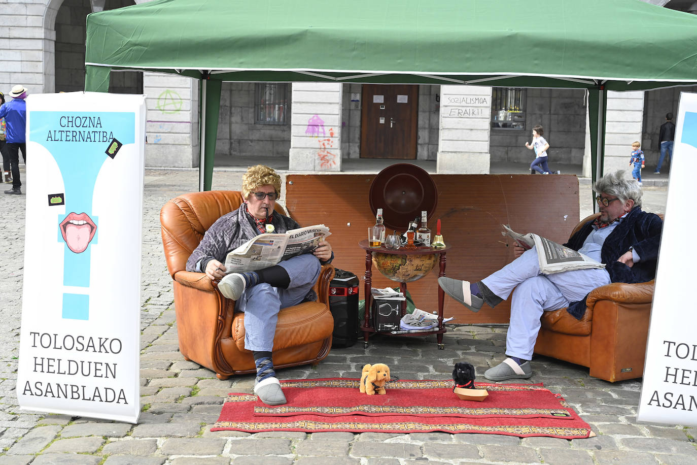 Asteartita pone el broche final a los carnavales de Tolosa