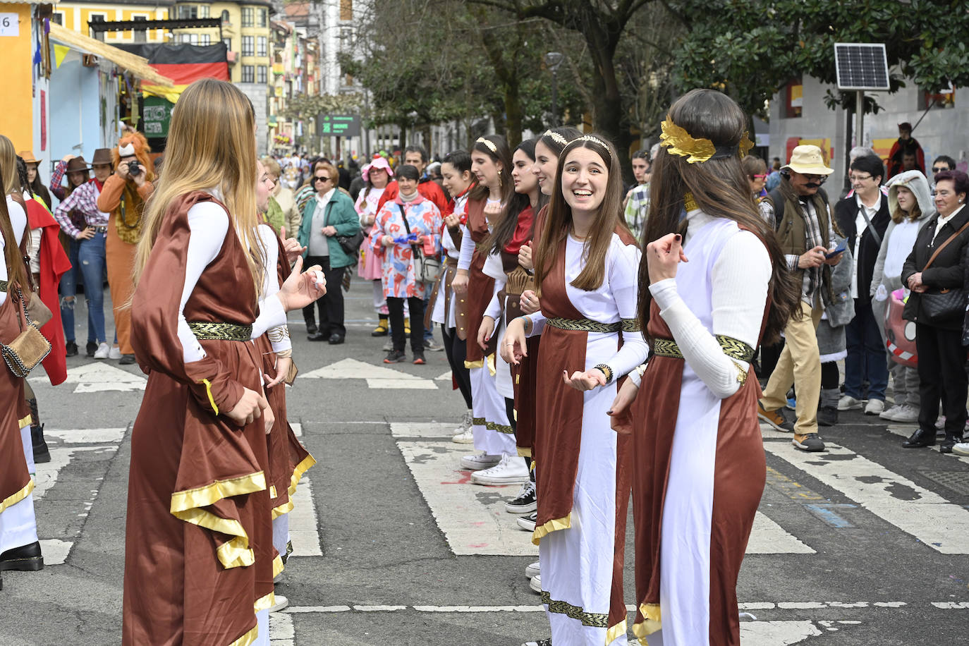 Asteartita pone el broche final a los carnavales de Tolosa