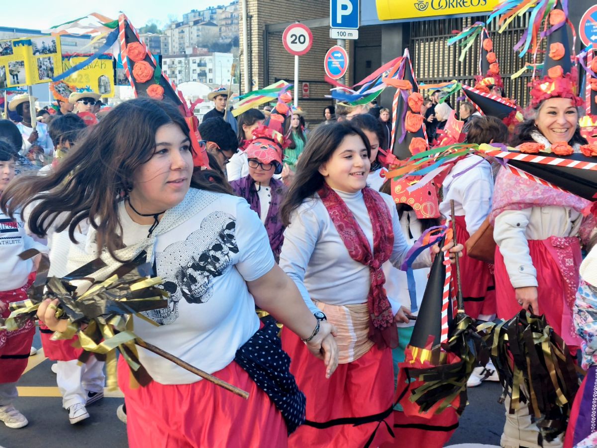 El Carnaval continúa en Trintxerpe