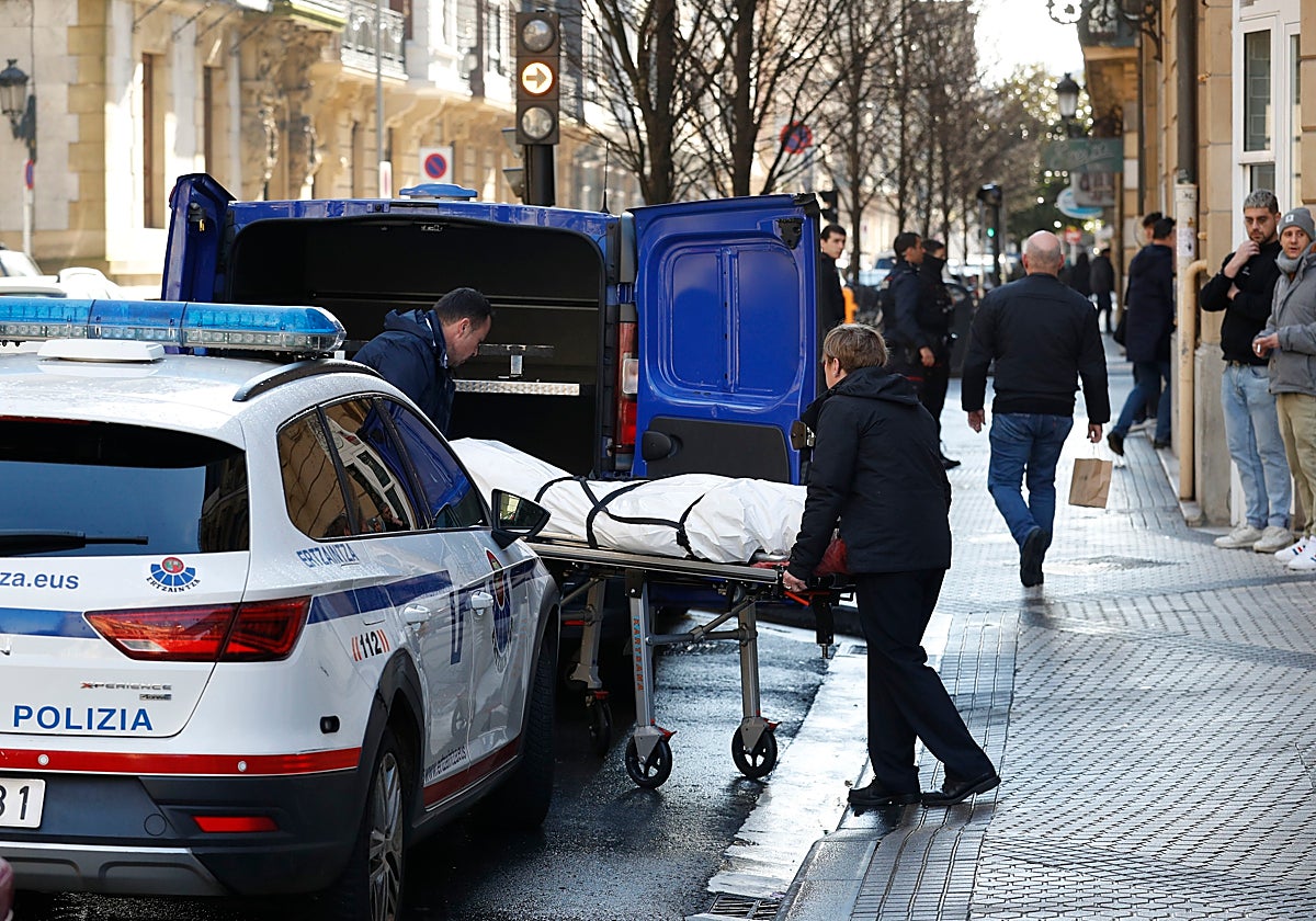 Operario fallecido en enero en Donostia tras caer de un edificio de la calle Prim.