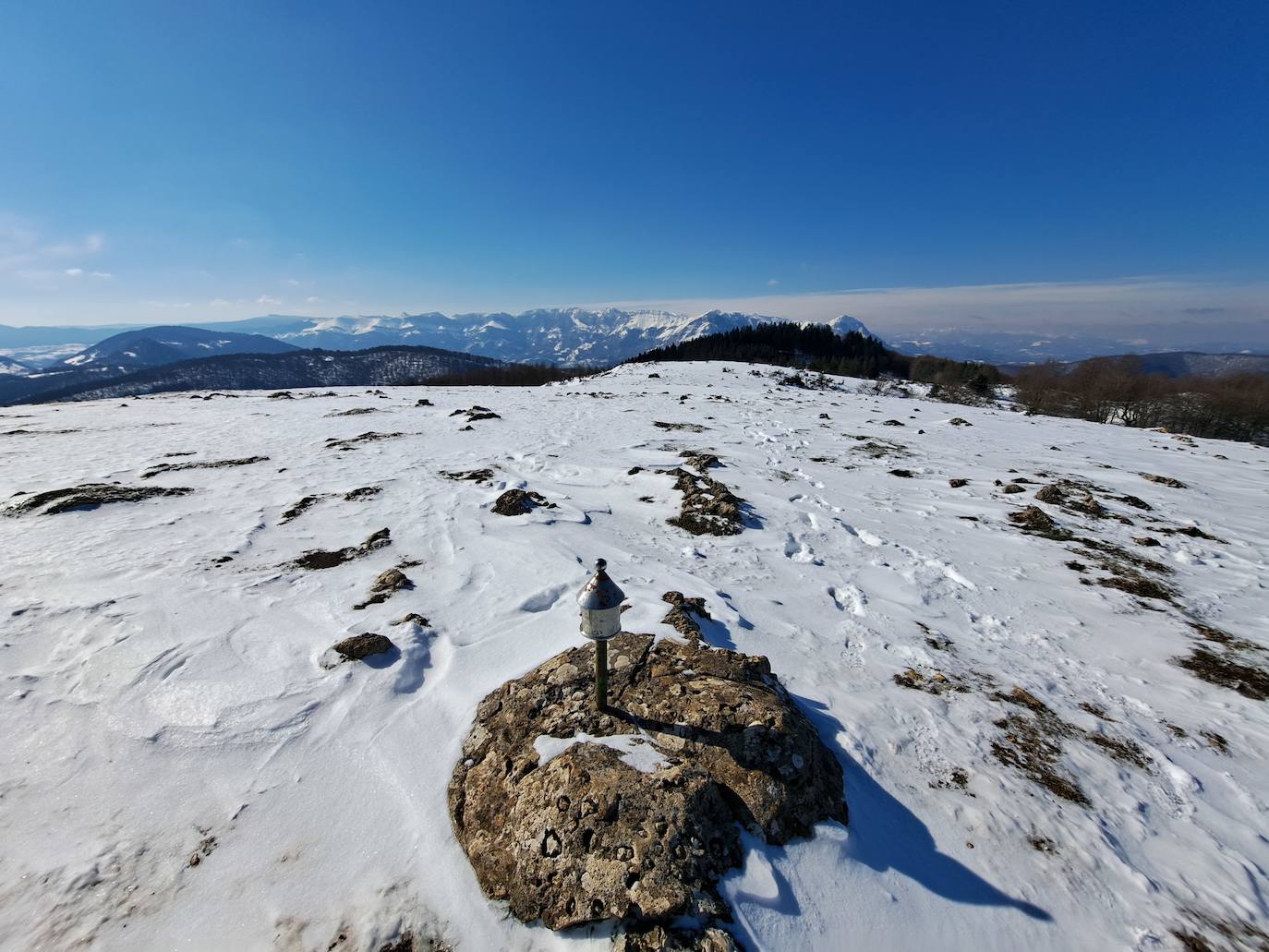 La cima de los mil secretos