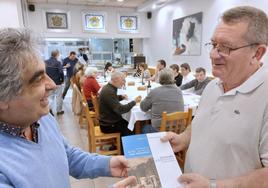 Organizadores y colaboradores de los actos del 425 aniversario del Día de San Sebastián, en la Artesana.