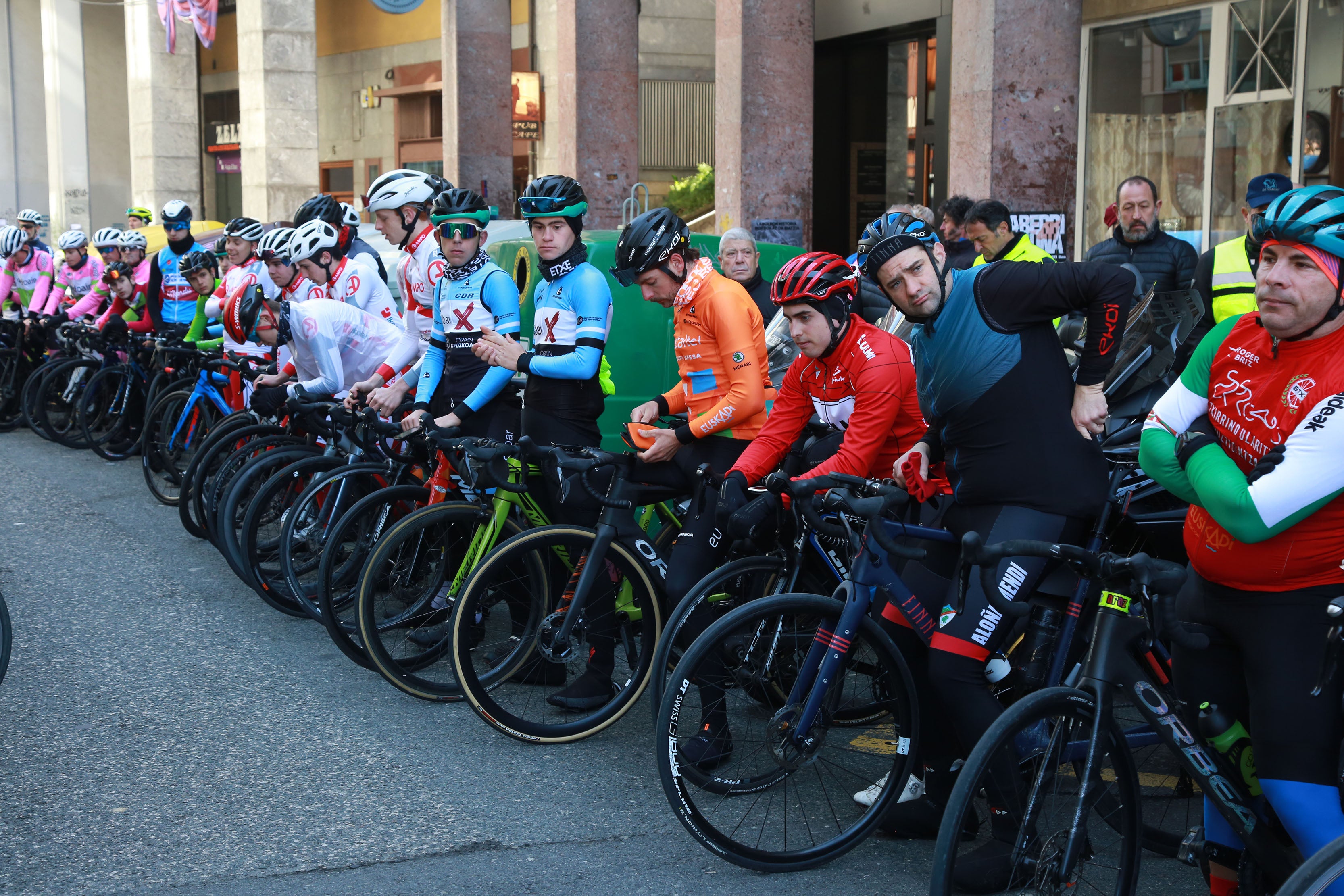 Protesta del ciclismo guipuzcoano