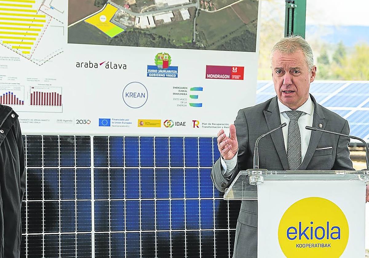 Iñigo Urkullu, este lunes en la presentación de la cooperativa energética Ekiola, en la localidad alavesa de Maeztu.