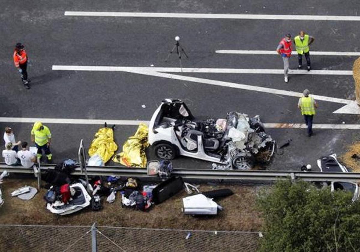 Imagen del accidente ocurrido en Legorreta hace dos semanas y en el que fallecieron tres personas.