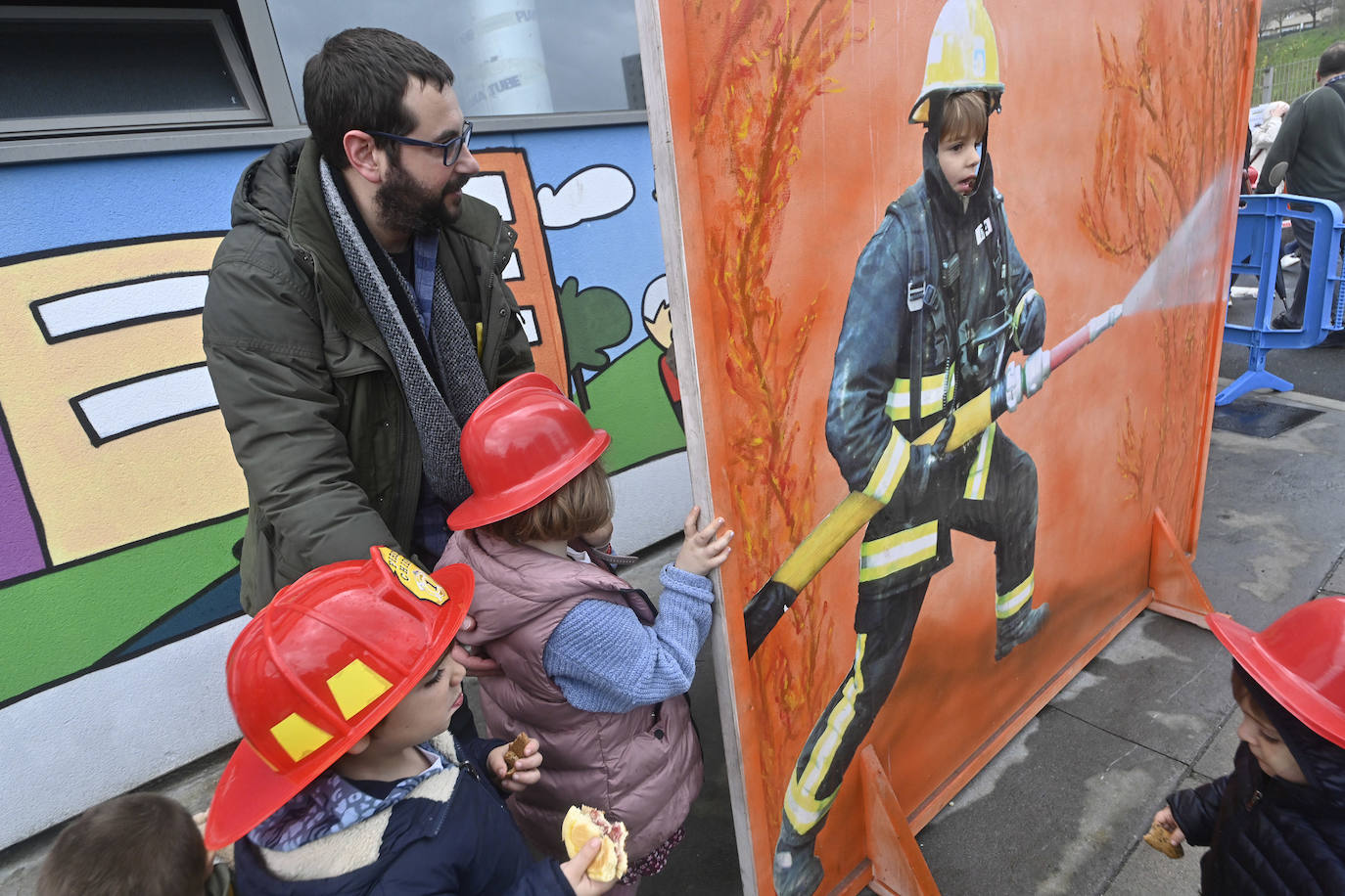 Las mejores imágenes de la jornada de puertas abiertas en el parque de bomberos