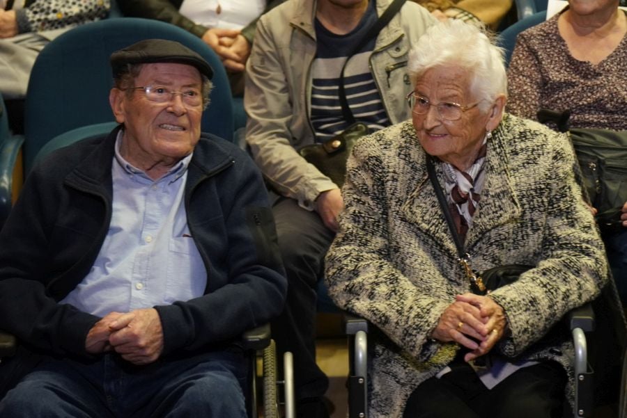Homenaje a los niños y niñas de la guerra
