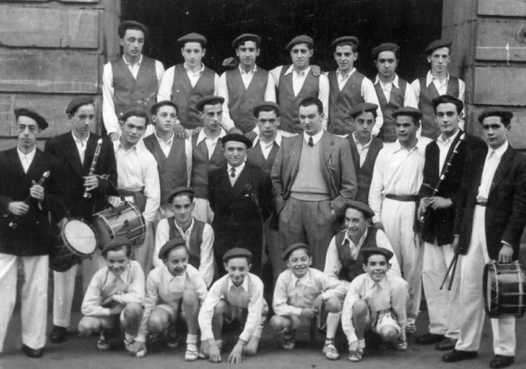 José Lorenzo en el homenaje que se le tributó en 1941 en Ordizia.