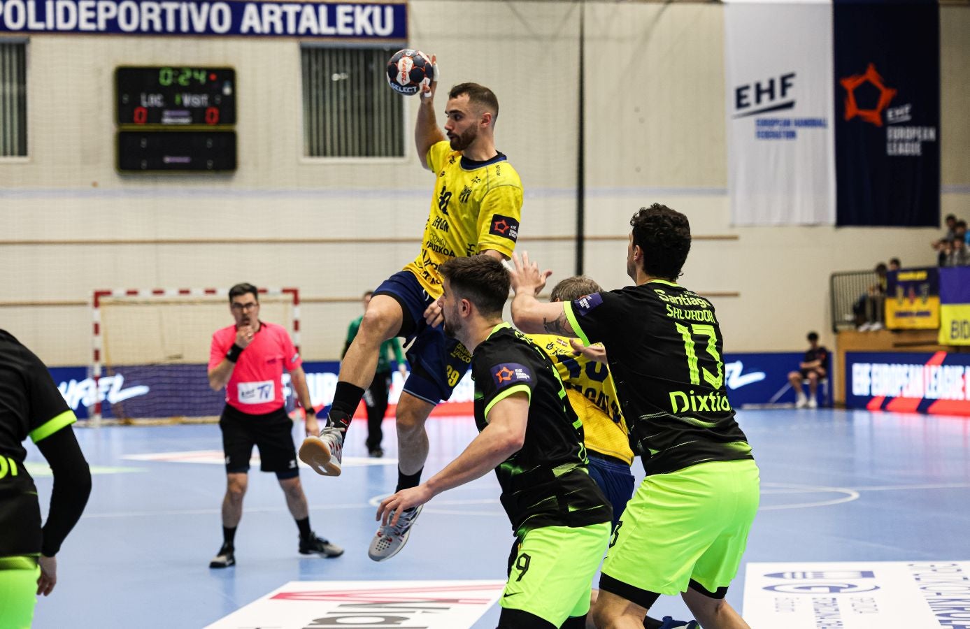 El Bidasoa Irun se impone al Sporting de Portugal