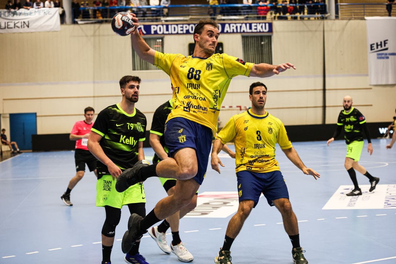 El Bidasoa Irun se impone al Sporting de Portugal