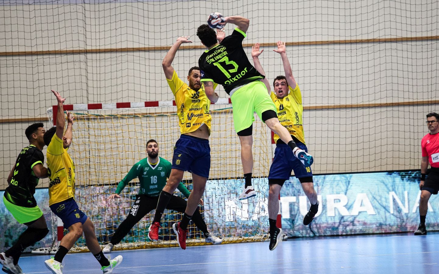 El Bidasoa Irun se impone al Sporting de Portugal