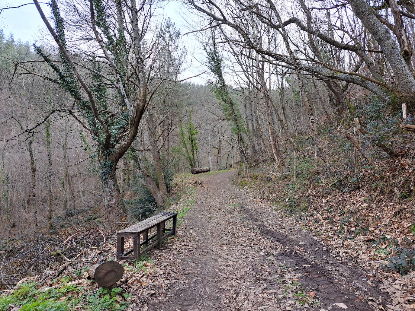 Aitzorrotz, una mole sobre el Alto Deba