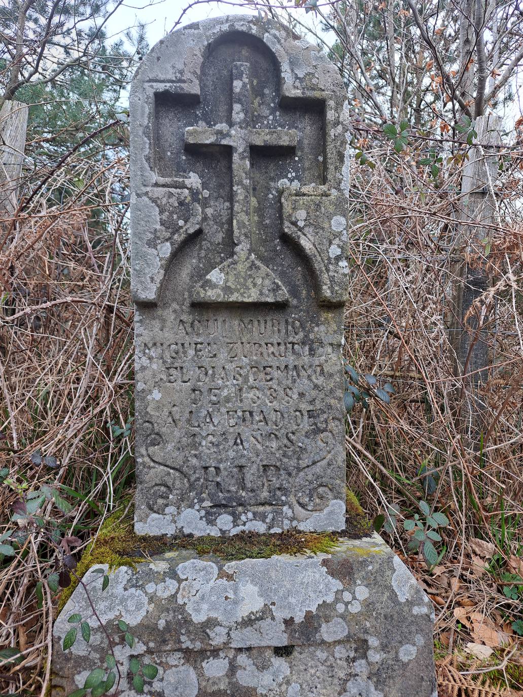 Aitzorrotz, una mole sobre el Alto Deba