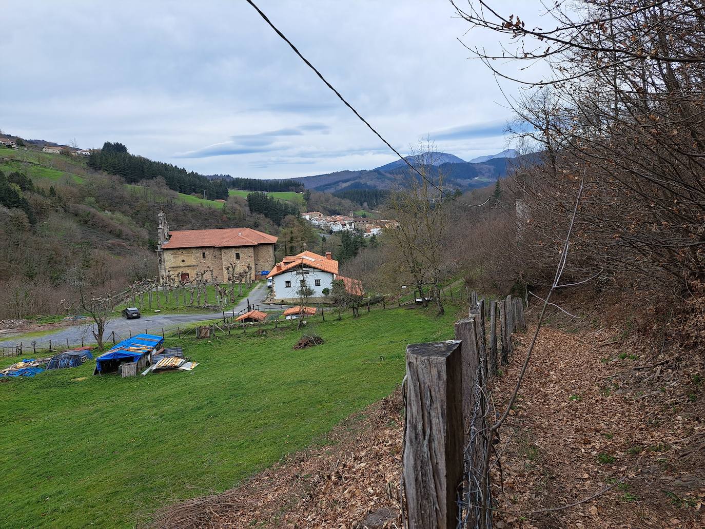 Aitzorrotz, una mole sobre el Alto Deba
