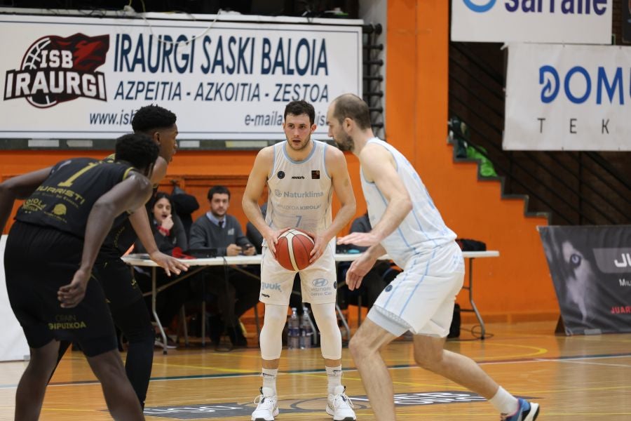El Guuk Gipuzkoa se lleva el derbi del basket guipuzcoano