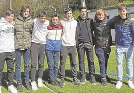 Arteta, tercero por la derecha, en Berio.