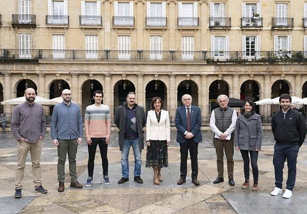 Euskarazko tesiak hauspotu ditu Koldo Mitxelena sariak