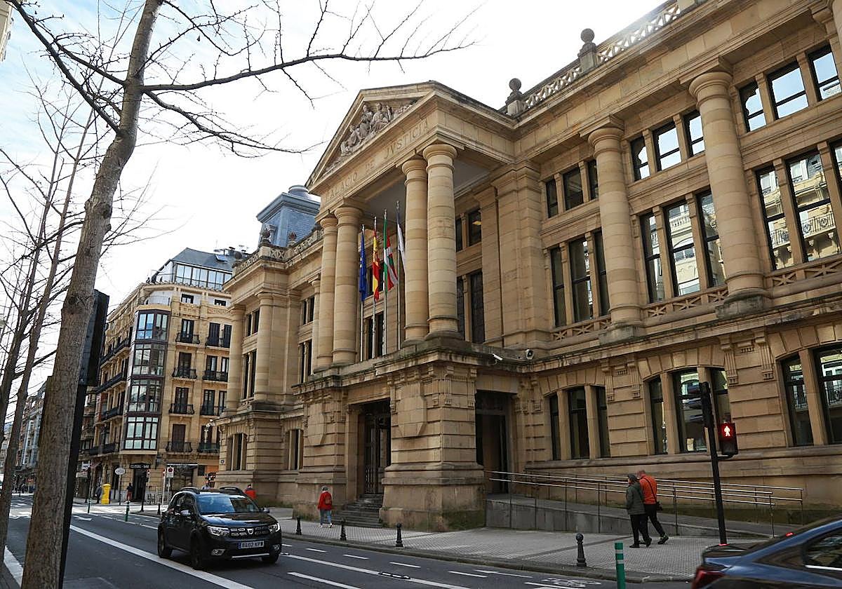 El juicio tuvo lugar en la Audiencia de Gipuzkoa.