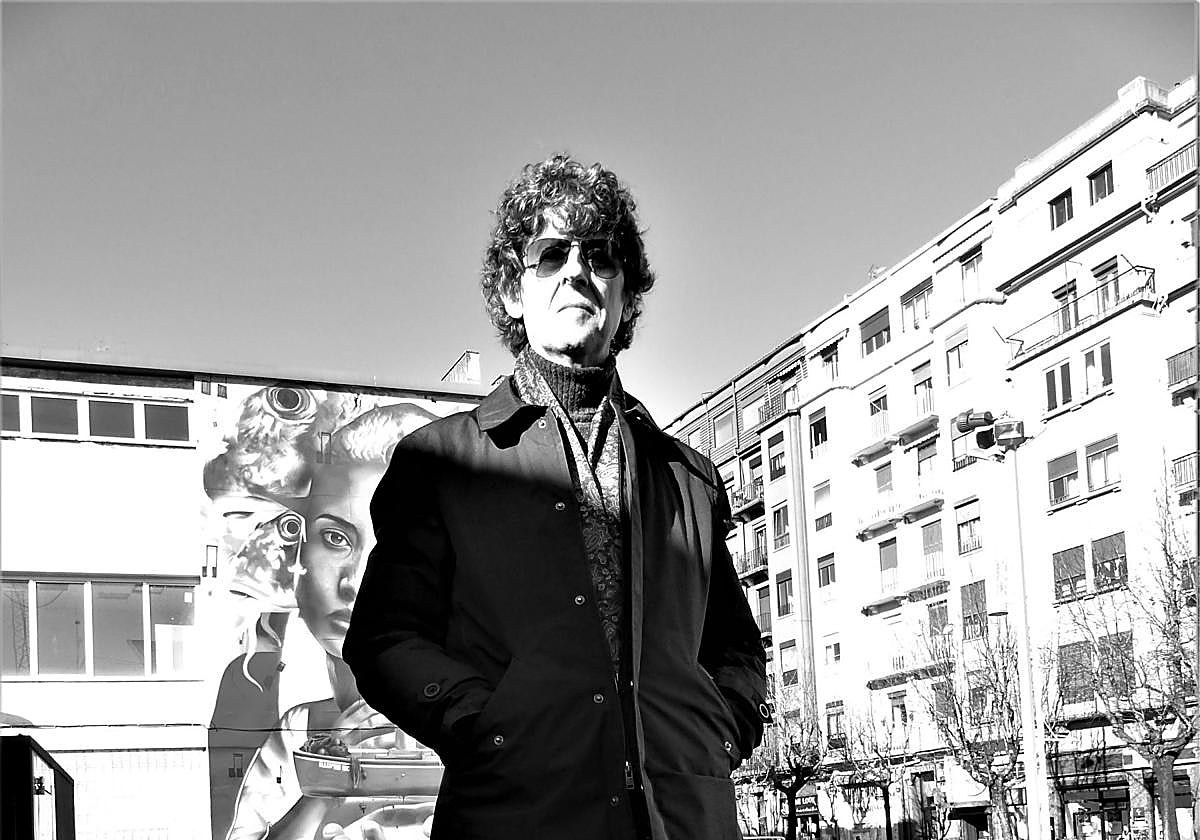 «Para mí la música es terapéutica»: Juanra Viles vuelve a grabar al frente de The Byrons