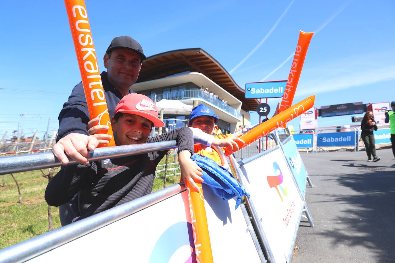 Las mejores imágenes de la tercera etapa de la Itzulia