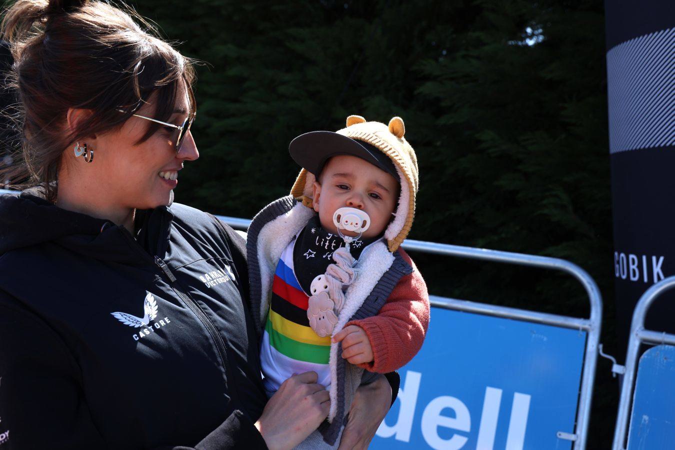 El espectáculo de la subida a Hika