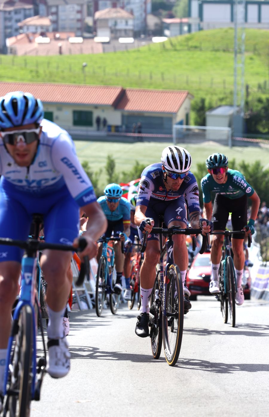 El espectáculo de la subida a Hika