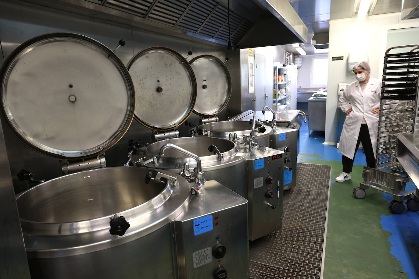 Cada vez más restaurantes compran platos a empresas externas