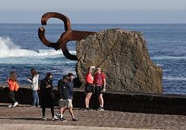 Desde Donostia hasta Hondarribia, ningún lugar escapó de los turistas.