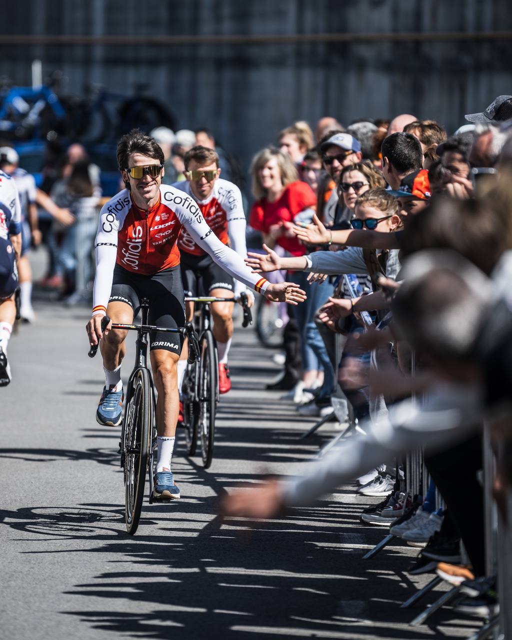 La Itzulia siente el calor de la afición