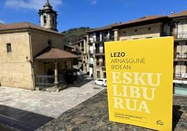 Un ejemplar del manual 'Lezo arnasgune bidean' que fue presentado públicamente este martes por la Comisión de Euskera de Lezo.