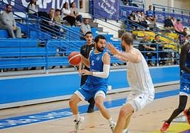 Acción del encuentro disputado en Melilla por el GBC.