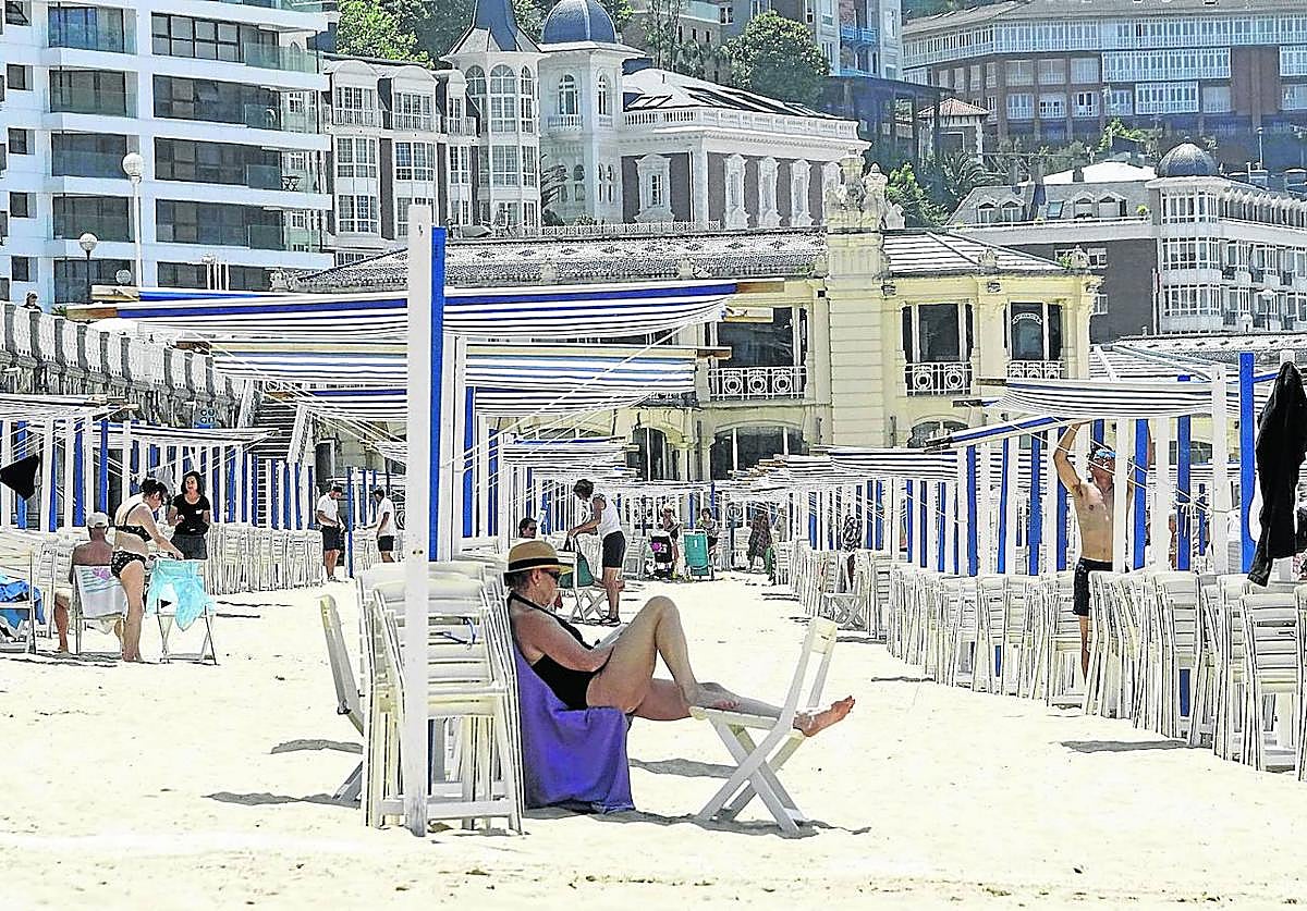 La semana que viene se abre una oportunidad de disfrutar de toldo en La Concha para quienes no fueron agraciados en el sorteo.