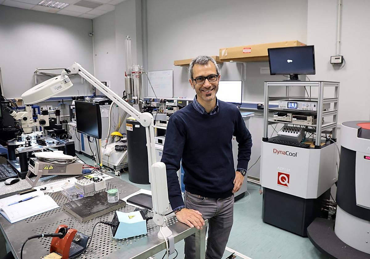 Félix Casanova, en las instalaciones de Nanogune.