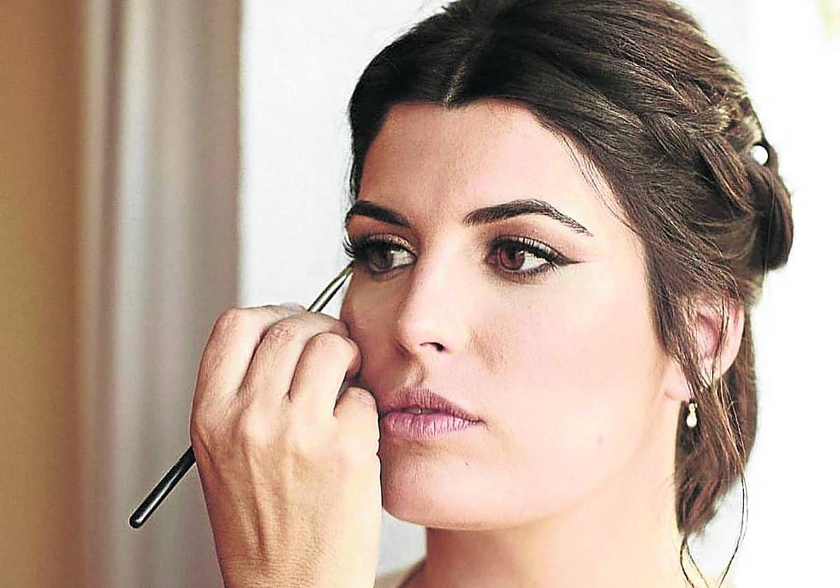 Los maquillajes jugosos y brillantes han llegado para quedarse.