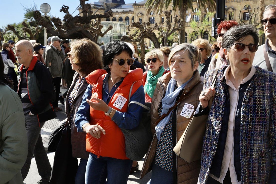 Multitudinaria manifestación en Donostia | El Diario Vasco