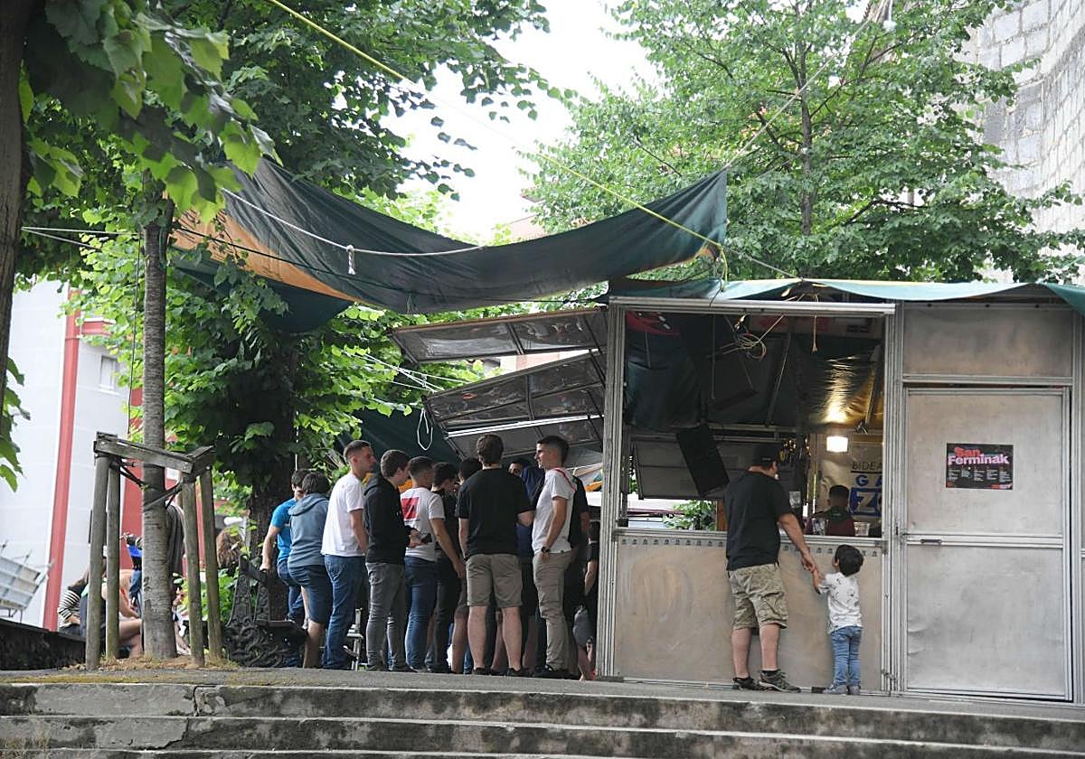 Recinto de txosnas en las últimas fiestas de Hernani.