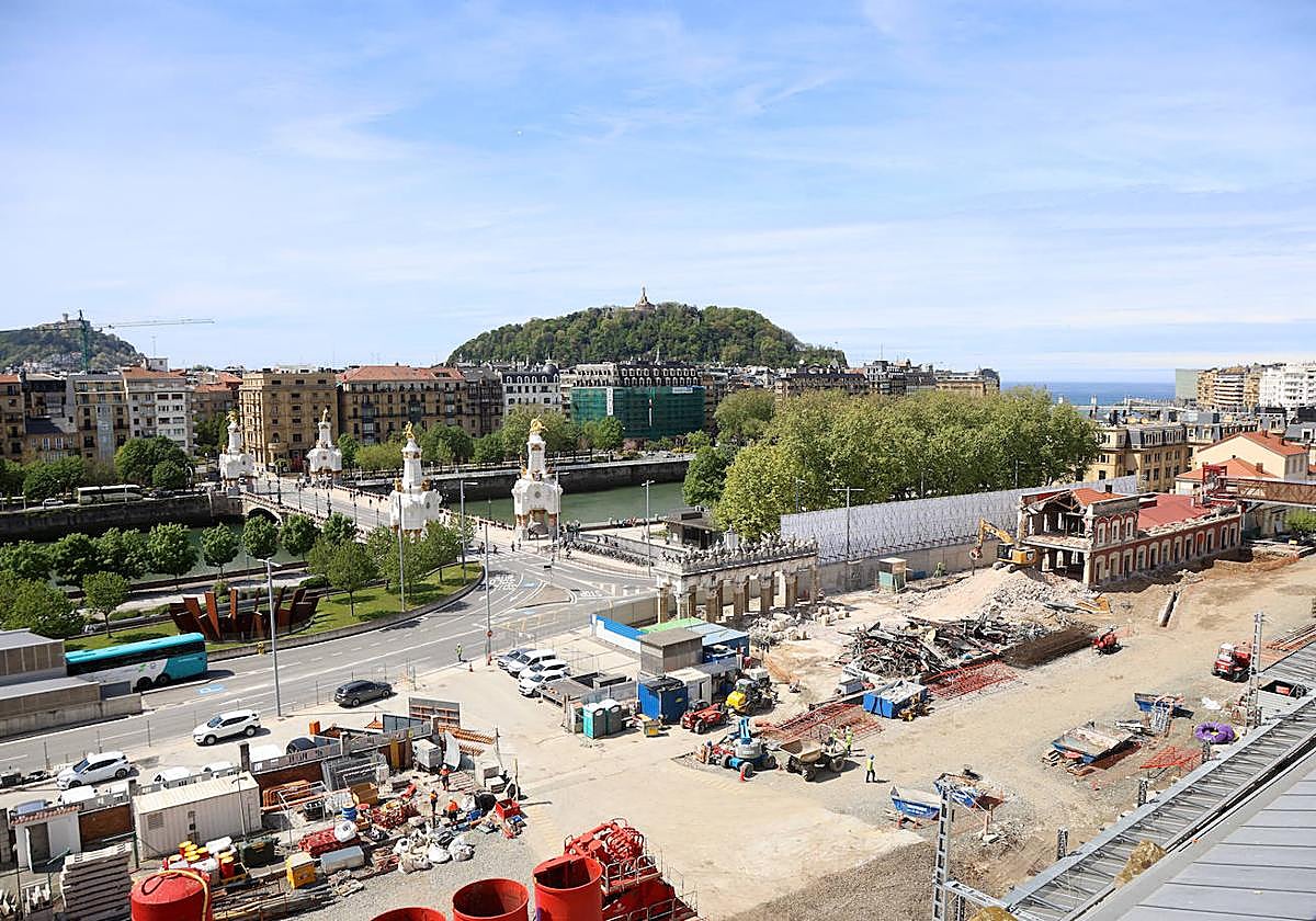 Así fue la demolición de la Estación del Norte de San Sebastián